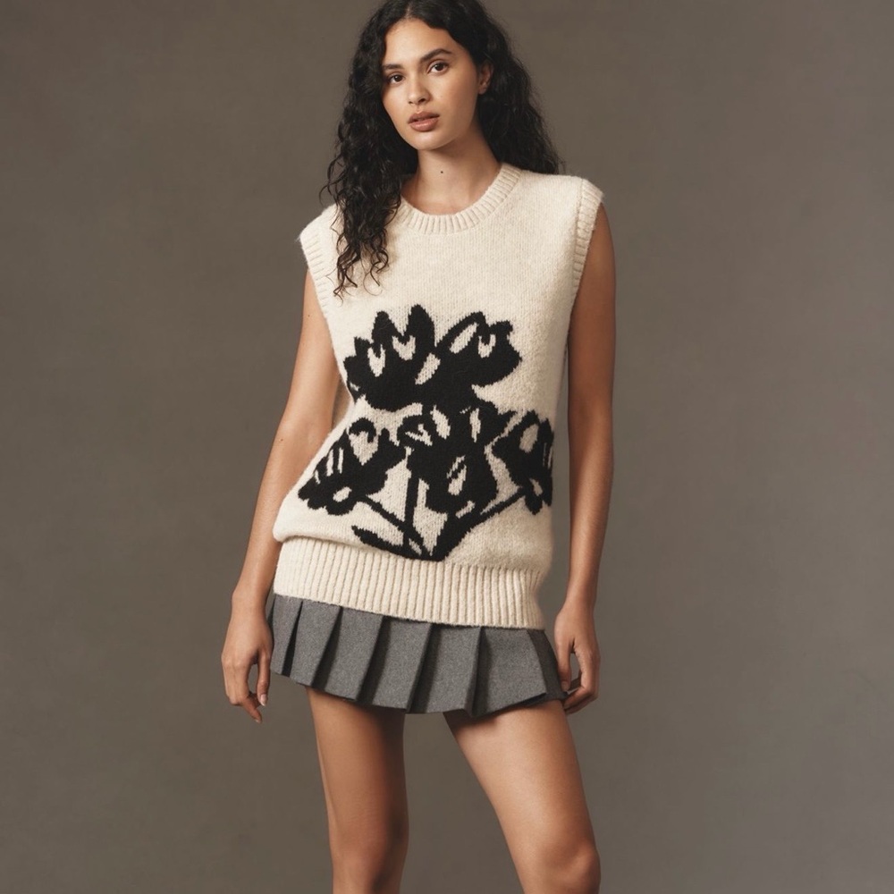 Maeve Graphic Flower Sweater Vest